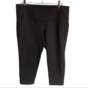 Old Navy Active Capris Size Large Petite